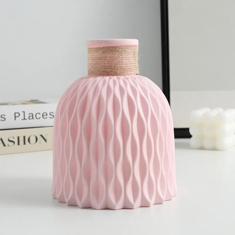Pineapple-Inspired Plastic Vase – Elegant & Durable Design