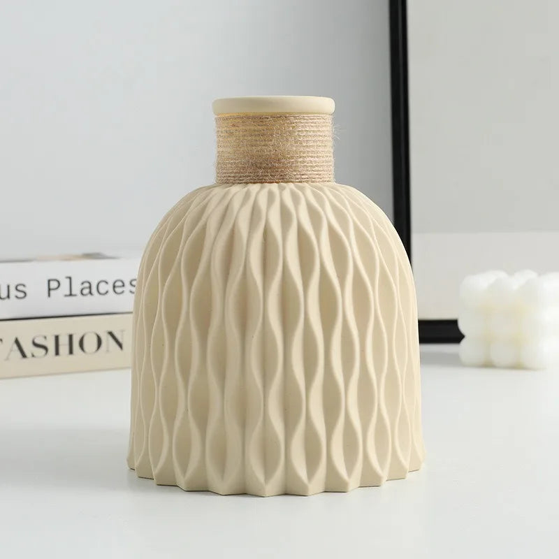 Pineapple-Inspired Plastic Vase – Elegant & Durable Design